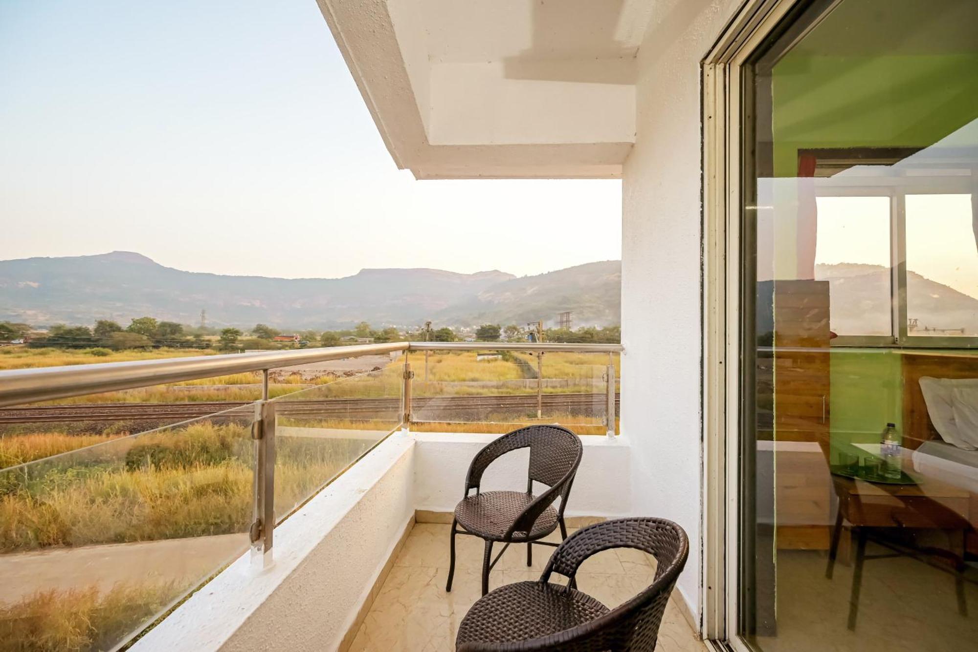Ll Empyrean Stays II 6Bhk Big Daddy Villa II Private Pool II Ac II View Ll 罗纳瓦拉 外观 照片